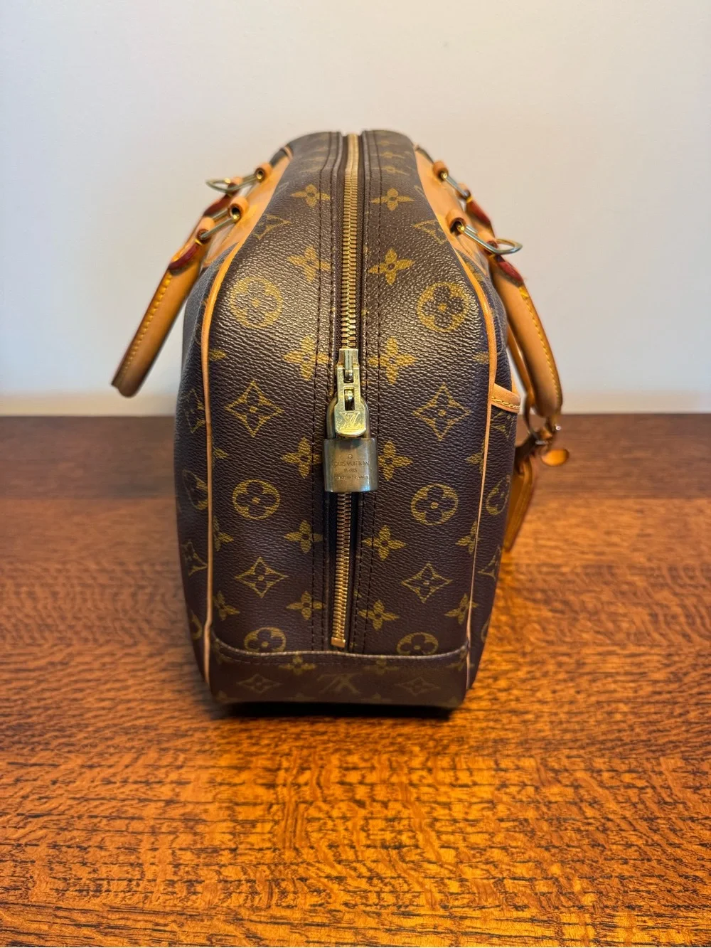Louis Vuitton Vintage Deauville Monogram Bag with COA